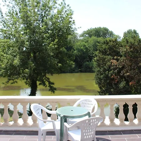 Etang Des Reynats 2* Шанселад