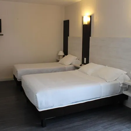 Отель Etang Des Reynats Шанселад