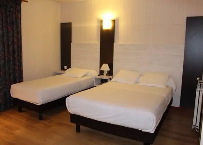 Hotel Etang Des Reynats 2*